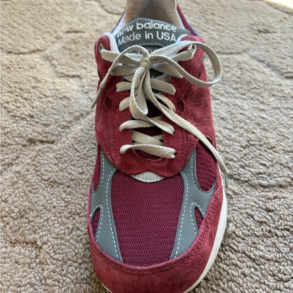 New Balance 993 made in USA Burgundy and Gray Sneakers - Picture 7 of 7